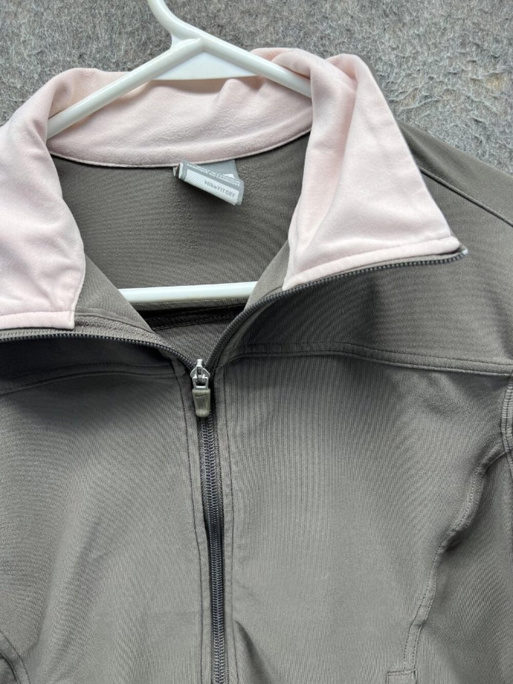 Nike Jacket Womens Medium Gray Pink FitDry Full Zip Track Running Sport Athletic - Picture 7 of 10